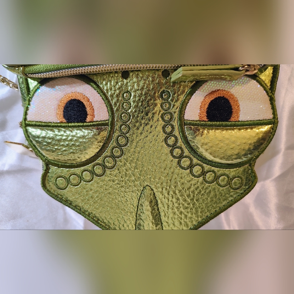 Disney Green Reptile Character Purse - Picture 10 of 10